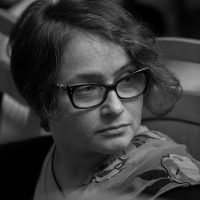 Евгения Вежлян, поэт, литературный критик, ведущая творческой лаборатории фестиваля «Хомяков home. Стихи и звуки» Евгения Вежлян, поэт, литературный критик, ведущая творческой лаборатории фестиваля «Хомяков home. Стихи и звуки»