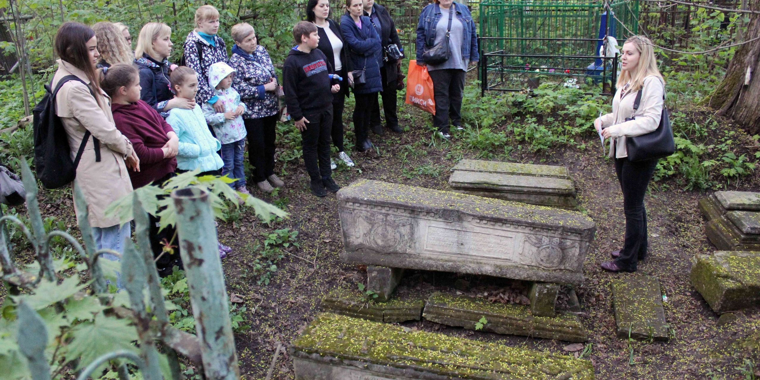 Экскурсия по Всехсвятскому кладбищу Экскурсия по Всехсвятскому кладбищу_ТИАМ