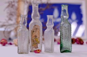 Старая тульская аптека, фирменные ёмкости для микстур